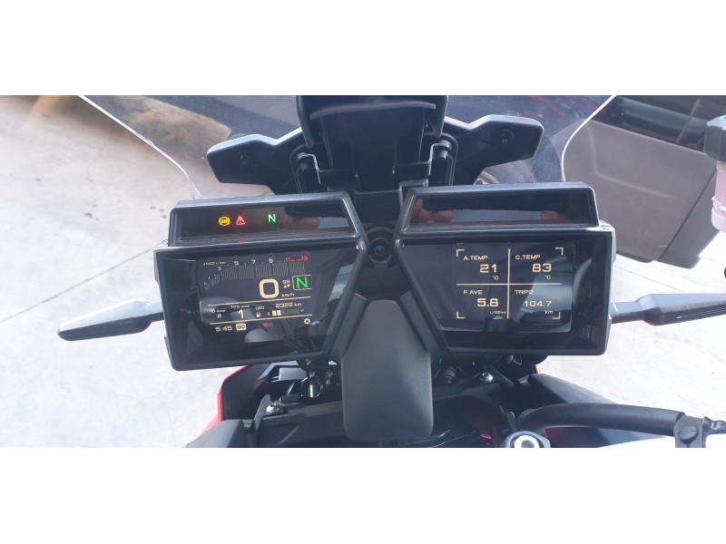Recambio de cuadro instrumentos para yamaha tracer 900 referencia OEM IAM B5U8350000  