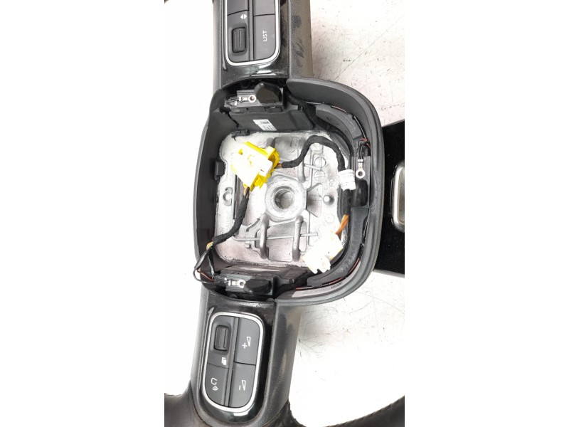 Recambio de volante para citroen c3 1.2 puretech bivalent. gasolina / gpl referencia OEM IAM 98164326ZD  