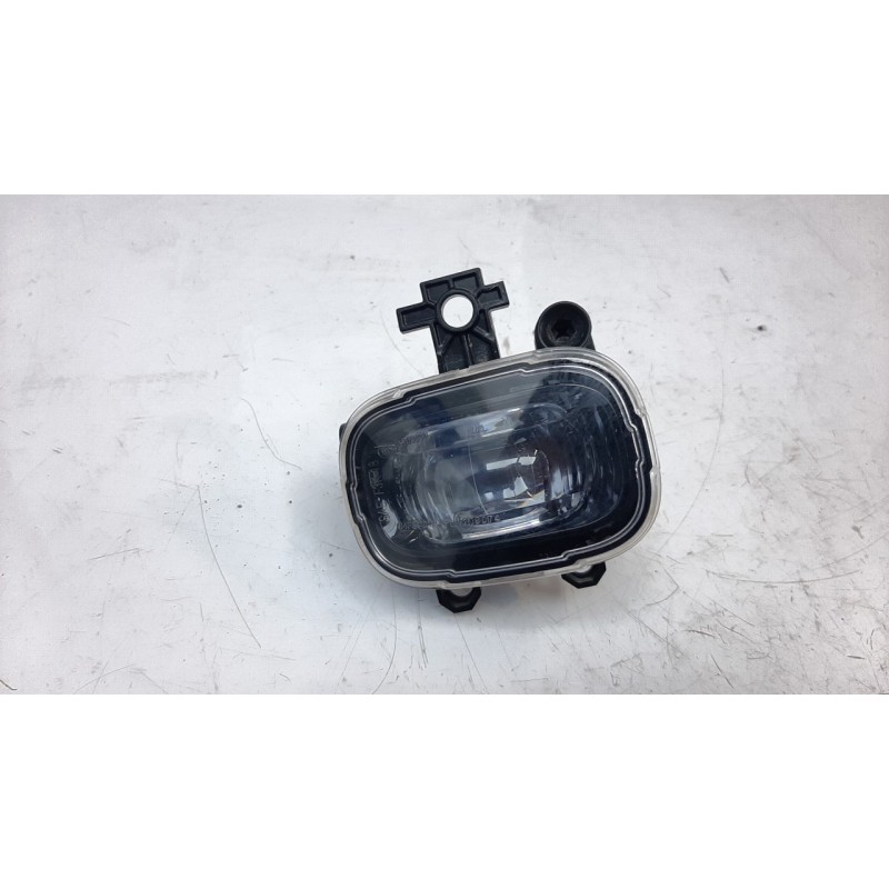 Recambio de faro antiniebla derecho para renault clio v intens referencia OEM IAM 261504122R 10118140005 