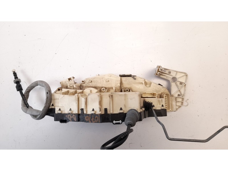 Recambio de cerradura puerta delantera derecha para mercedes-benz clase s (w221) berlina 4.0 cdi referencia OEM IAM A2217200835 
