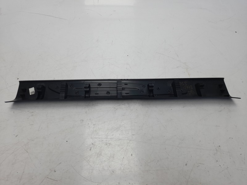 Recambio de moldura para citroen ds3 design referencia OEM IAM 9686604177  