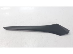 Recambio de moldura para yamaha x-max 125 referencia OEM IAM BL1F171M00  