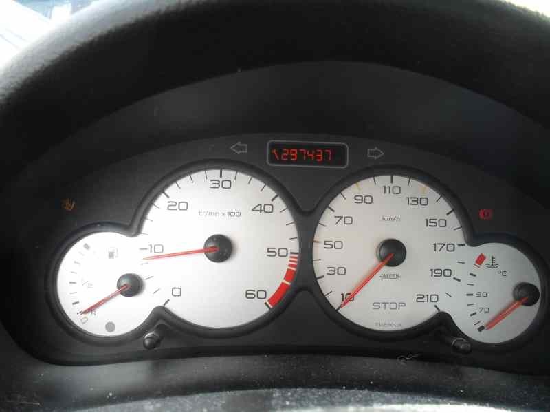 peugeot 206 berlina del año 2003