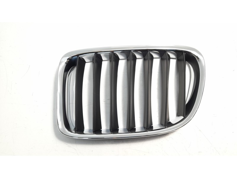 Recambio de rejilla paragolpes izquierda para bmw x1 (e84) referencia OEM IAM 51112993305 107062405 BM7022024
