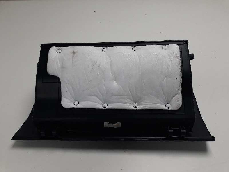 Recambio de guantera para kia sportage emotion 4x2 referencia OEM IAM 84510F1000  