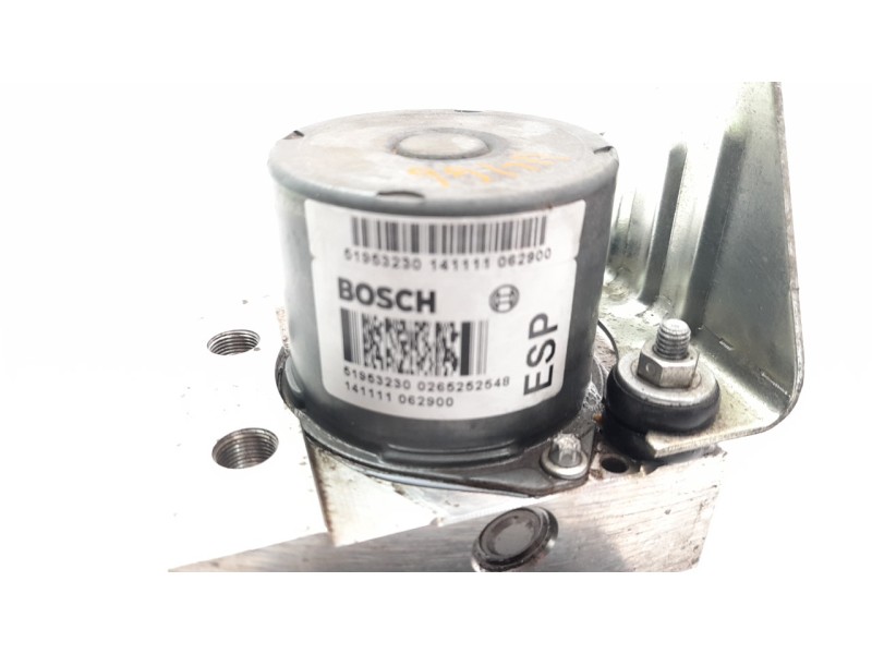 Recambio de abs para fiat 500 referencia OEM IAM 71778449  
