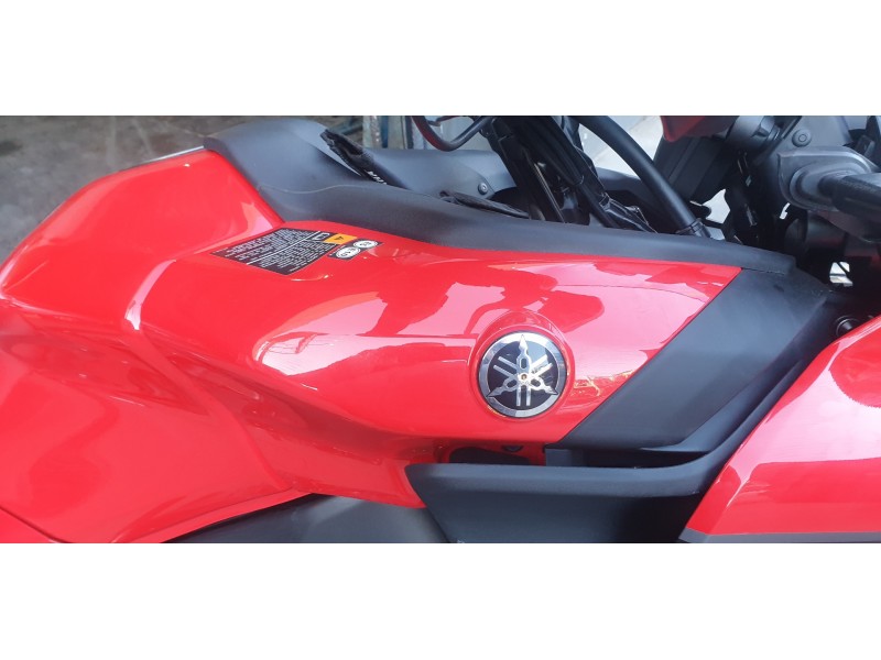 Recambio de moldura para yamaha tracer 900 referencia OEM IAM B5U2413900P0  