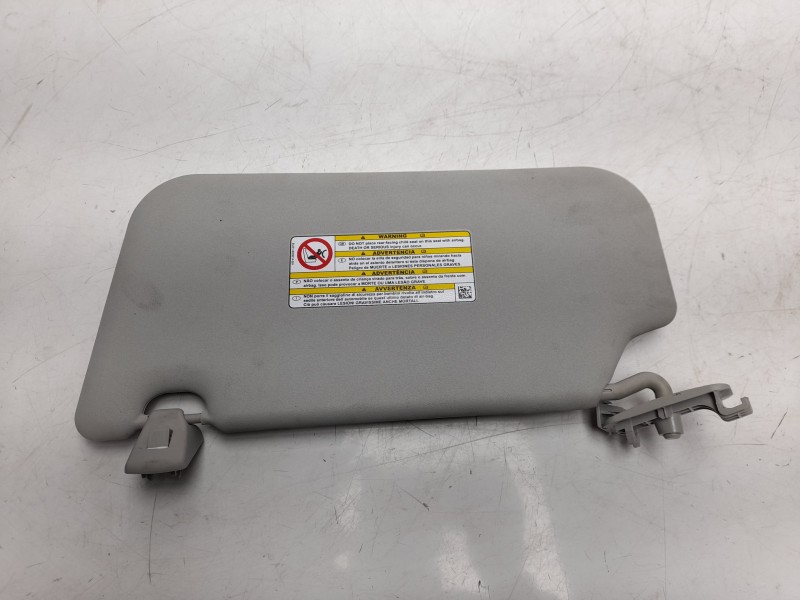 Recambio de parasol derecho para ford fiesta (ccn) trend referencia OEM IAM 1702309  