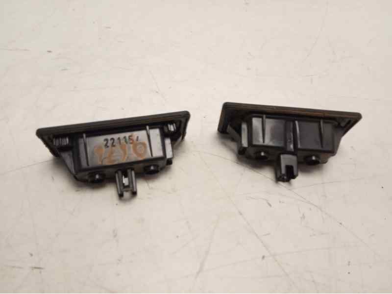 Recambio de piloto matricula para porsche cayenne (typ 92aa) s diesel referencia OEM IAM 4V0943021  