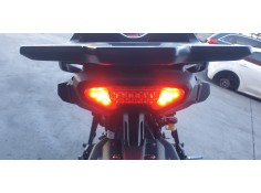 Recambio de piloto trasero central para yamaha tracer 900 referencia OEM IAM B5U8470000   2