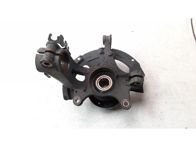 Recambio de mangueta delantera derecha para renault megane iv grandtour business referencia OEM IAM 400146171R  