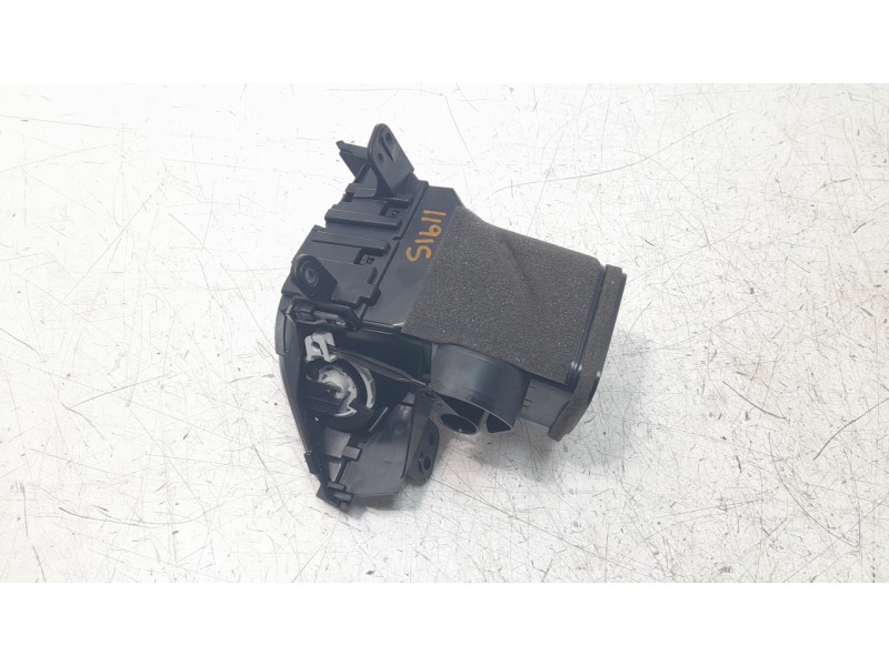 Recambio de rejilla aireadora para toyota c-hr hybrid gr sport referencia OEM IAM 55660F4010  
