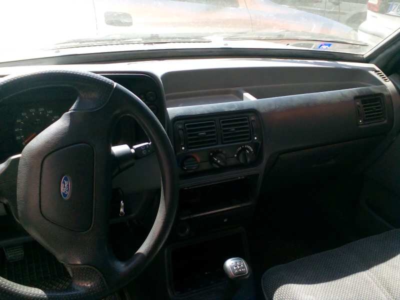 ford orion del año 1989