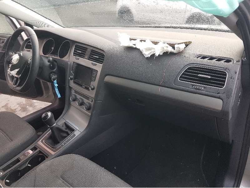 volkswagen golf vii lim. del año 2014