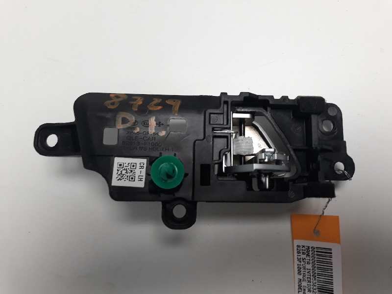Recambio de maneta interior delantera izquierda para kia sportage emotion 4x2 referencia OEM IAM 82613F1000  