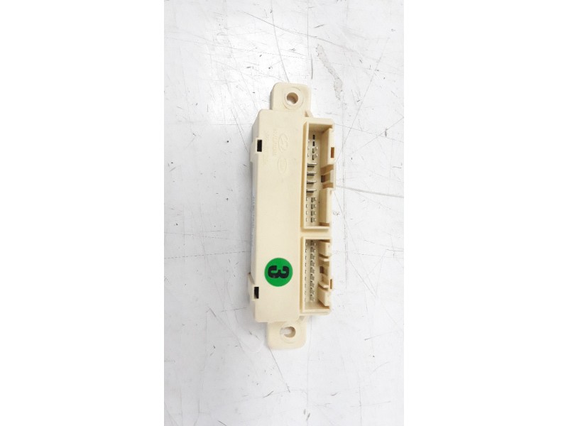 Recambio de caja reles / fusibles para kia cee´d concept referencia OEM IAM 919402H130  