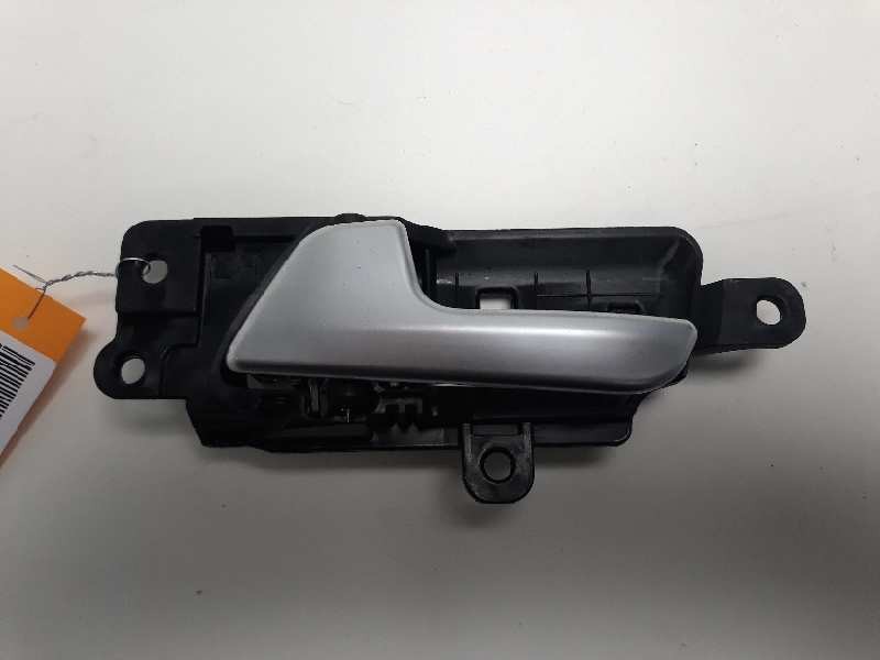 Recambio de maneta interior trasera izquierda para kia sportage emotion 4x2 referencia OEM IAM 82613F1000  