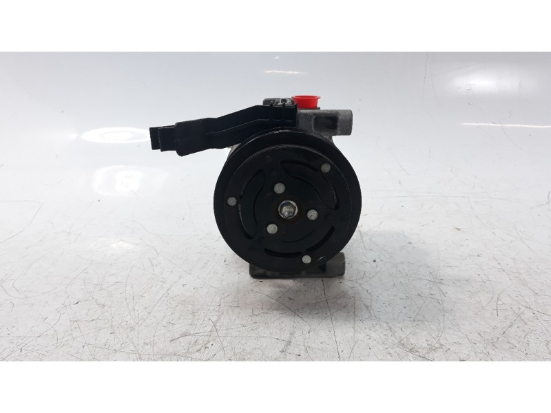 Recambio de compresor aire acondicionado para fiat 500 referencia OEM IAM 51747318 32183 CAF430047HQ