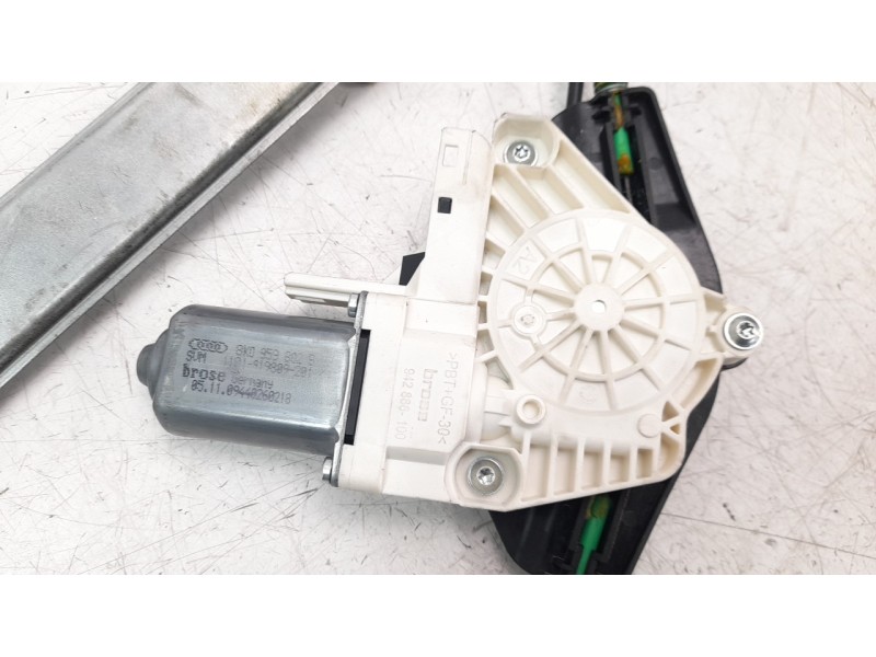Recambio de elevalunas delantero derecho para audi q5 (8r) 3.0 v6 24v tdi referencia OEM IAM 8K0959802B 106023022 
