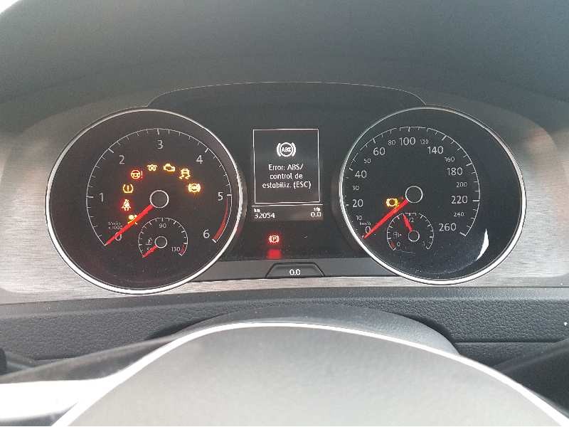 volkswagen golf vii lim. del año 2014