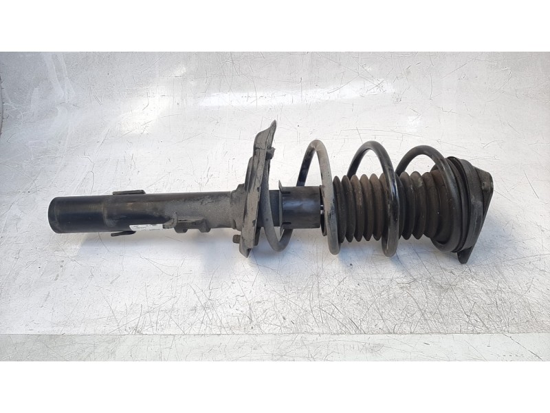 Recambio de amortiguador delantero derecho para renault megane iv grandtour business referencia OEM IAM 543025418R  