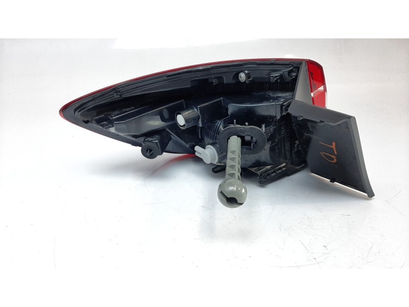 Recambio de piloto trasero derecho para renault clio v intens referencia OEM IAM 265509761R 103F18140770 