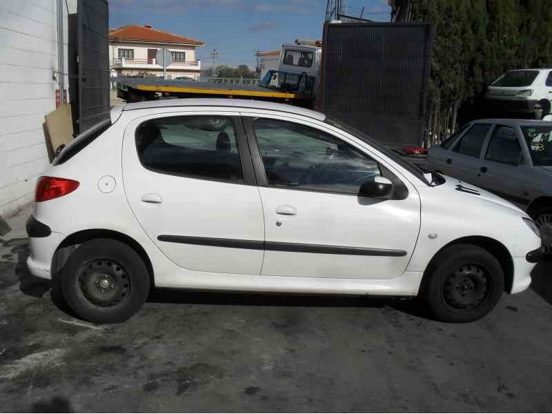 peugeot 206 berlina del año 2003