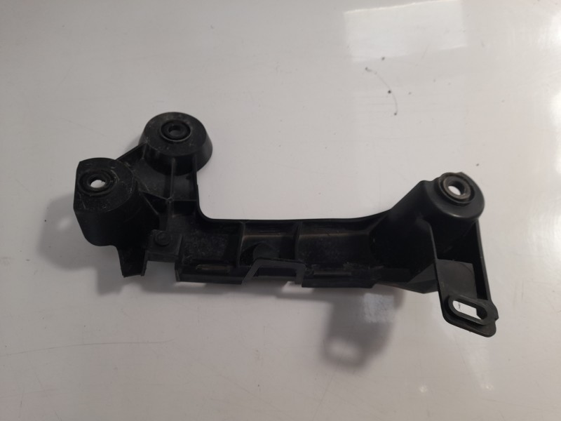Recambio de molduras traseras para citroen ds3 design referencia OEM IAM 9683742980  