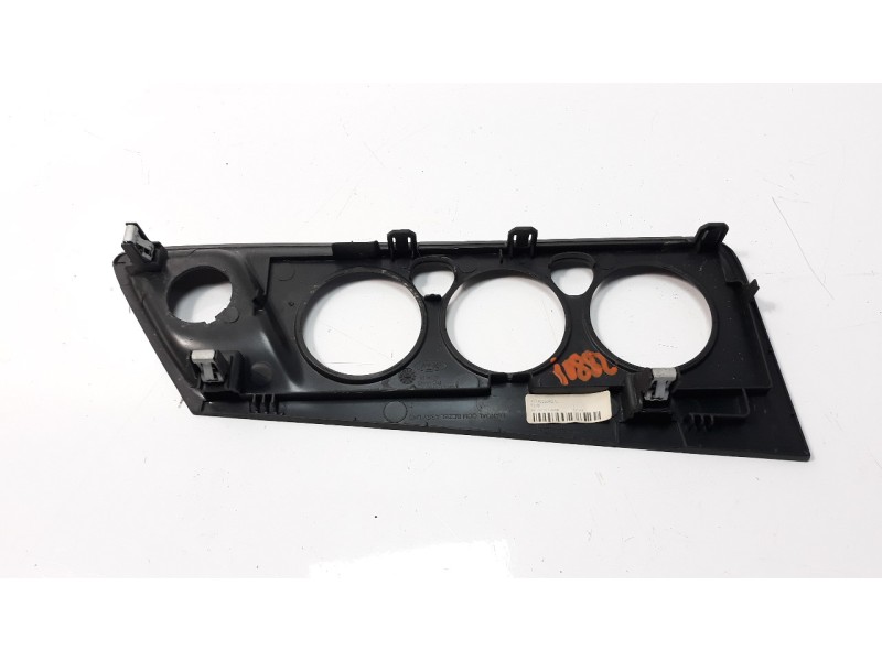 Recambio de moldura para ford transit custom kasten 2.0 tdci cat referencia OEM IAM BK2118522AE  