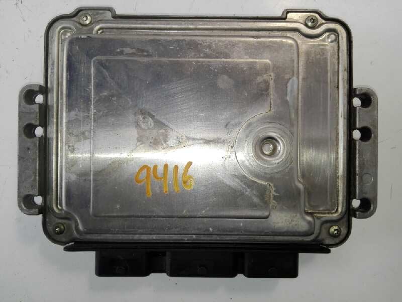 Recambio de centralita motor uce para renault scenic ii 1.9 dci diesel referencia OEM IAM 8200310863 0281011390 