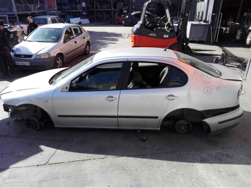 seat toledo (1m2) del año 2004