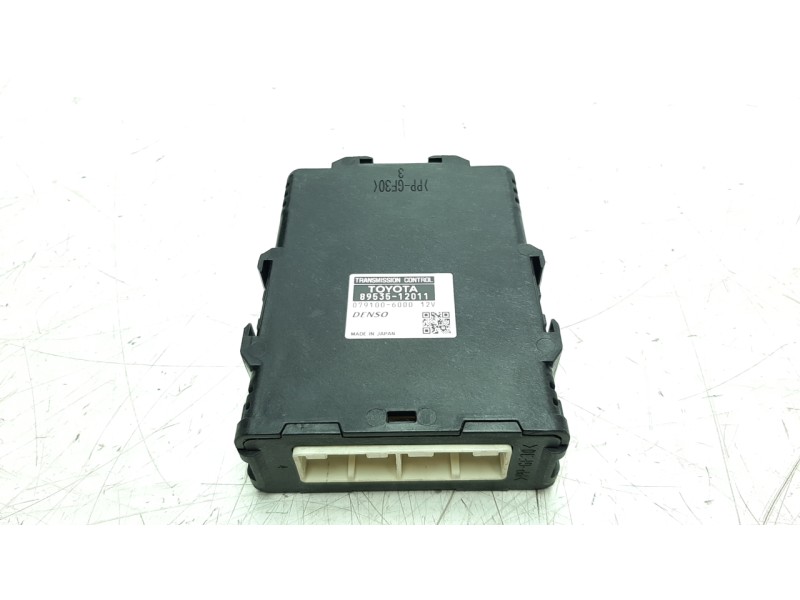 Recambio de centralita cambio automatico para toyota auris hybrid active referencia OEM IAM 8953512011  