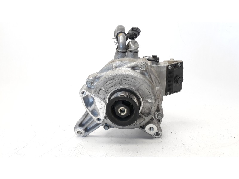 Recambio de alternador para kia niro referencia OEM IAM 3739003900  