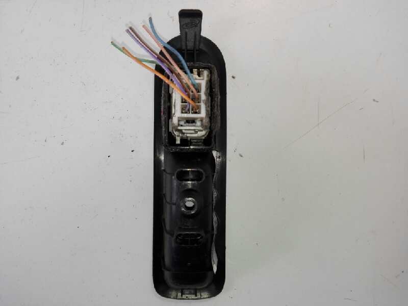 Recambio de mando elevalunas trasero derecho para renault scenic ii 1.9 dci diesel referencia OEM IAM  REN14380 