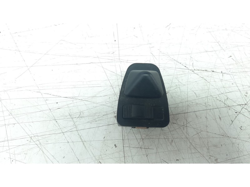Recambio de mando retrovisor para bmw serie 3 berlina (e46) 1.8 16v referencia OEM IAM 83736919  