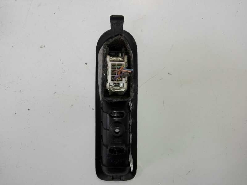 Recambio de mando elevalunas trasero izquierdo para renault scenic ii 1.9 dci diesel referencia OEM IAM  REN14380 