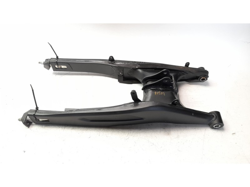 Recambio de puente trasero para honda cb 125 f referencia OEM IAM 52200K98E20  