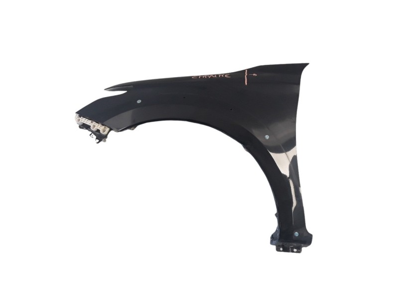 Recambio de aleta delantera izquierda para mitsubishi l 200 2.4 di-d cat referencia OEM IAM 5220K100  