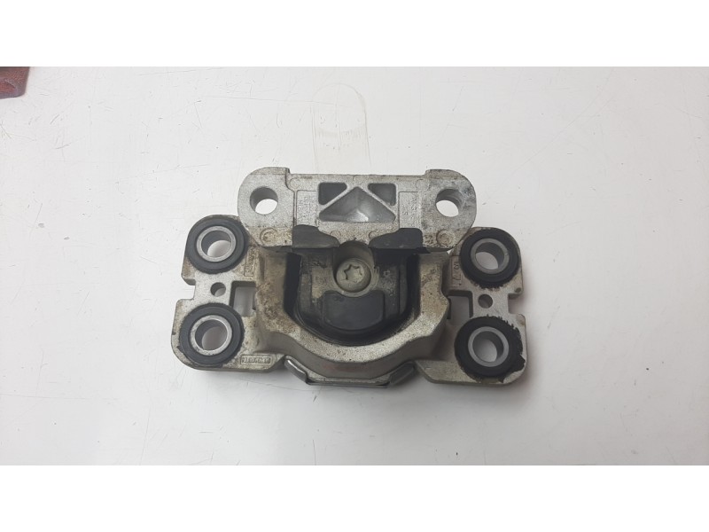 Recambio de soporte motor izquierdo para land rover freelander (lr2) 2.2 td4 cat referencia OEM IAM 6G927M121LH9  