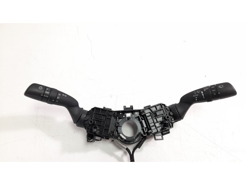 Recambio de mando multifuncion para toyota corolla (e21) referencia OEM IAM 8432933110  