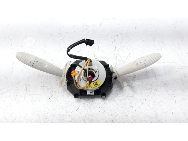Recambio de mando multifuncion para fiat 500 referencia OEM IAM 07354724640 1672323285232 