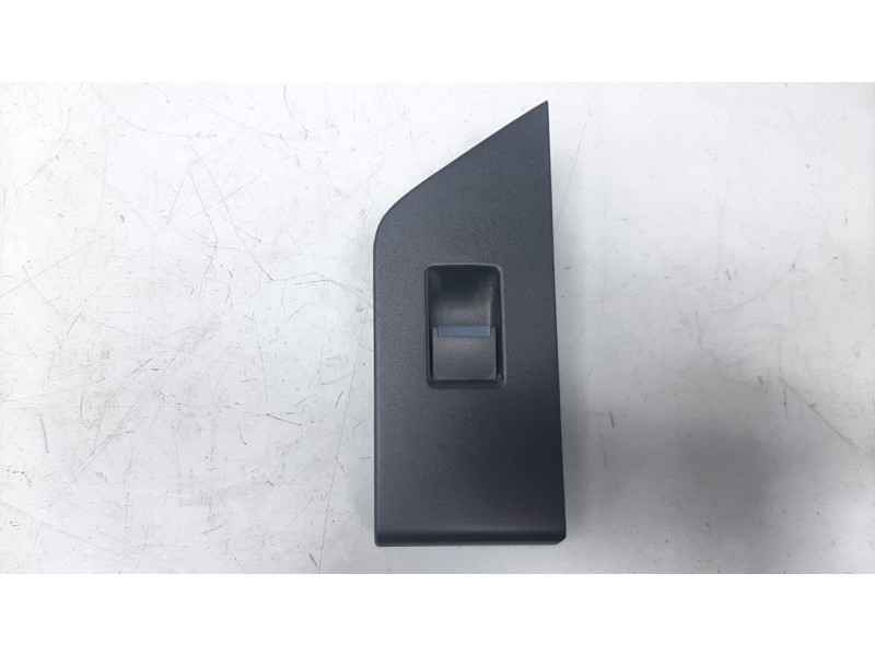 Recambio de mando elevalunas trasero izquierdo para land rover evoque 2.2 sd4 cat referencia OEM IAM BJ3214717AB  