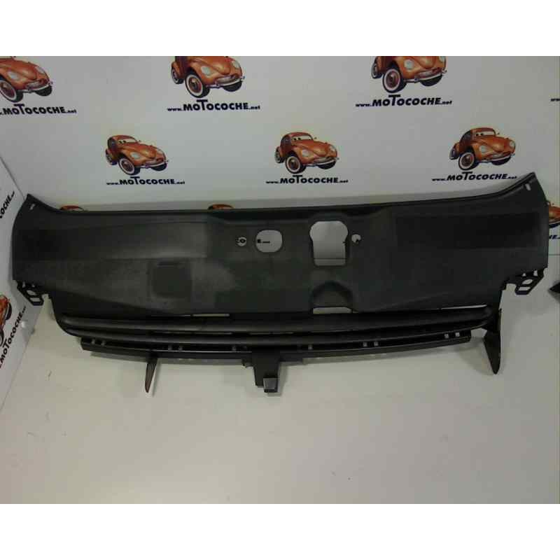 Recambio de rejilla delantera para renault clio ii fase i (b/cbo) 1.2 rn b/cboa/f referencia OEM IAM 7700846870 107193106 RN3202