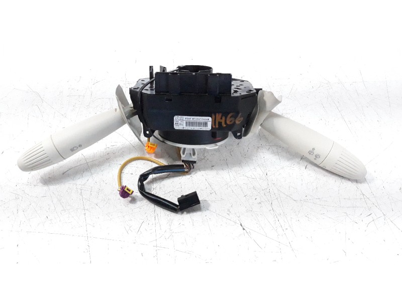 Recambio de mando multifuncion para fiat 500 referencia OEM IAM 07354724640 1672323285232 