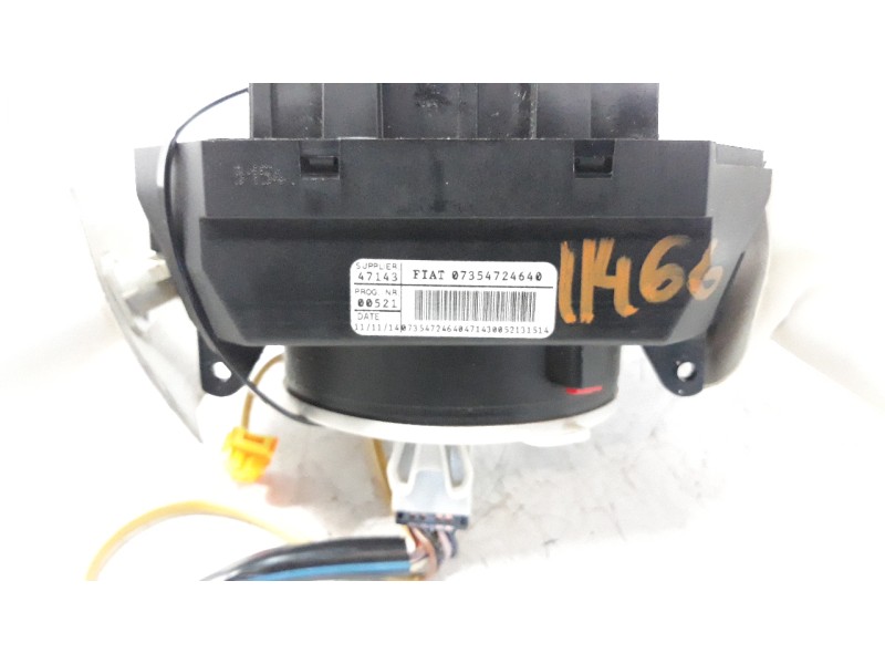 Recambio de mando multifuncion para fiat 500 referencia OEM IAM 07354724640 1672323285232 