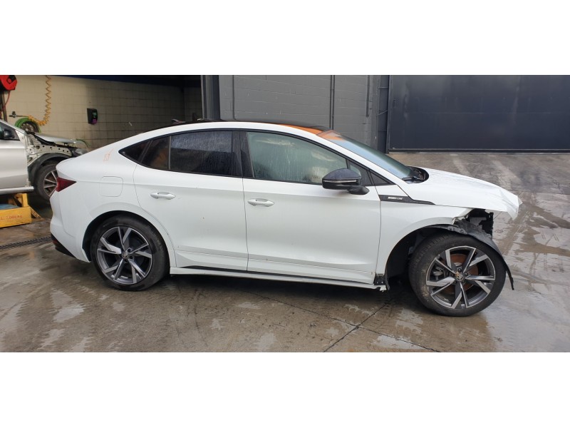 skoda enyaq iv coupé (5ac) del año 2023