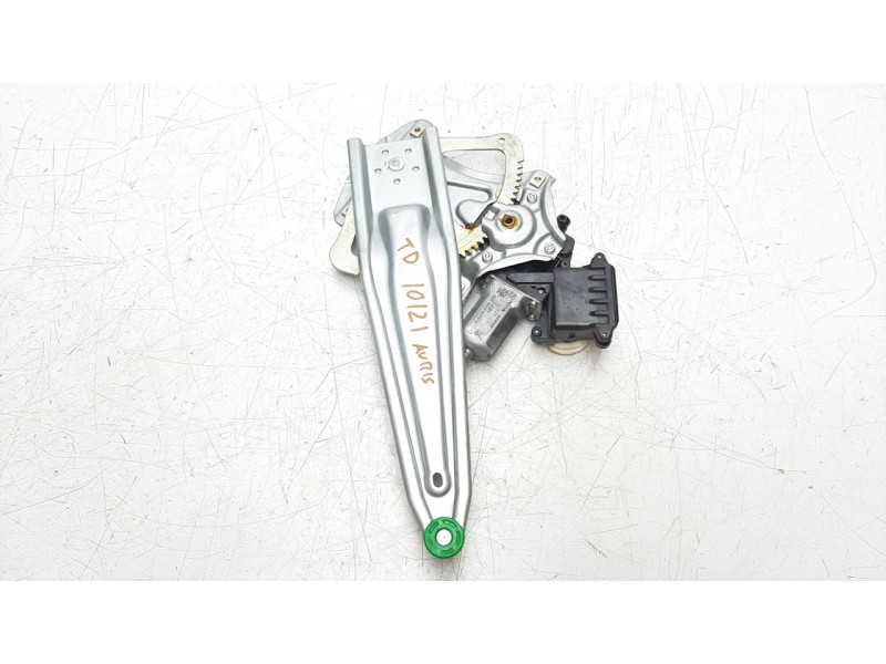 Recambio de elevalunas trasero derecho para toyota auris hybrid active referencia OEM IAM 8570202020  