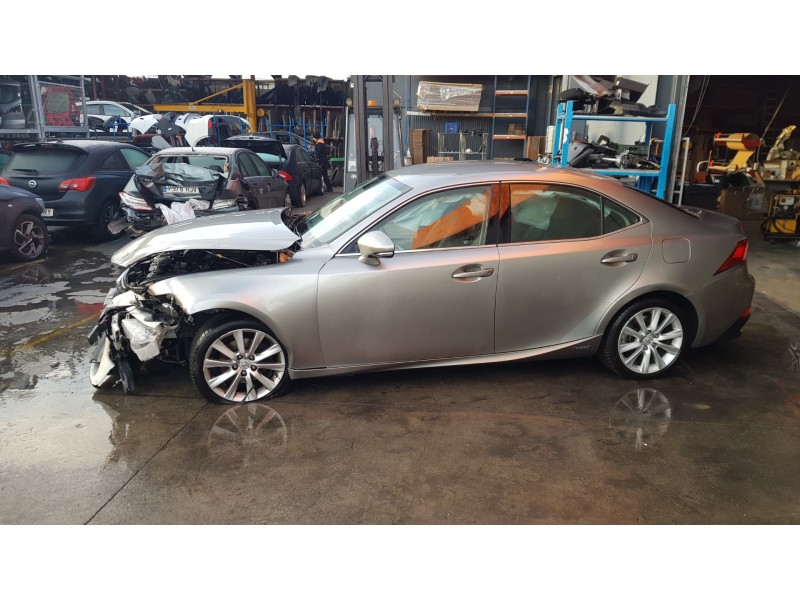 lexus is del año 2014