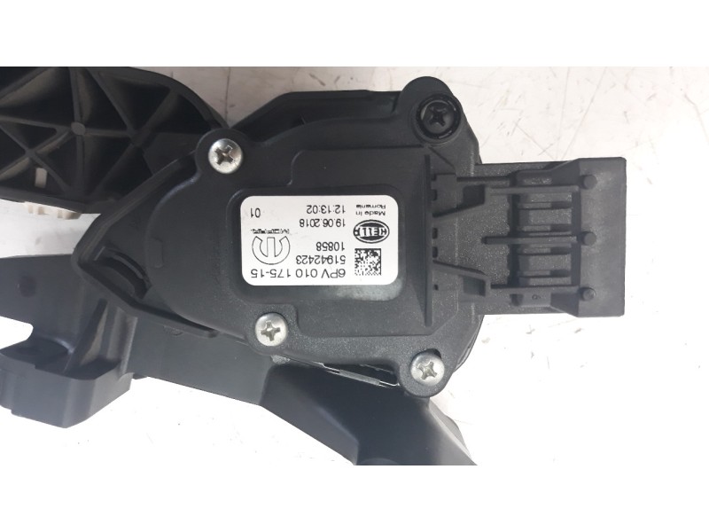 Recambio de potenciometro pedal para jeep renegade 1.6 m-jet cat referencia OEM IAM 51942423 6PV010175 