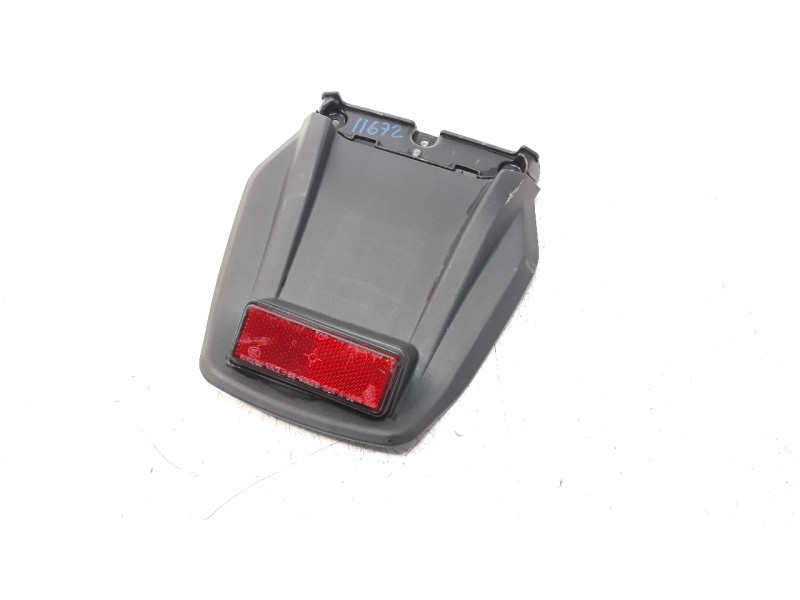 Recambio de guardabarros trasero para kymco g-dink 125 referencia OEM IAM 80106KKC4900  